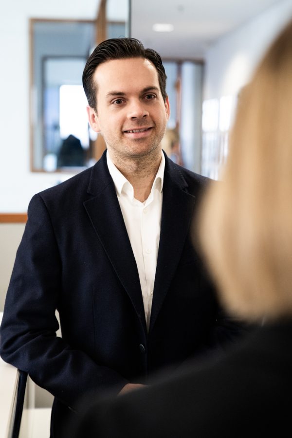 Portrait von Unternehmensberater Maximilian Meier
