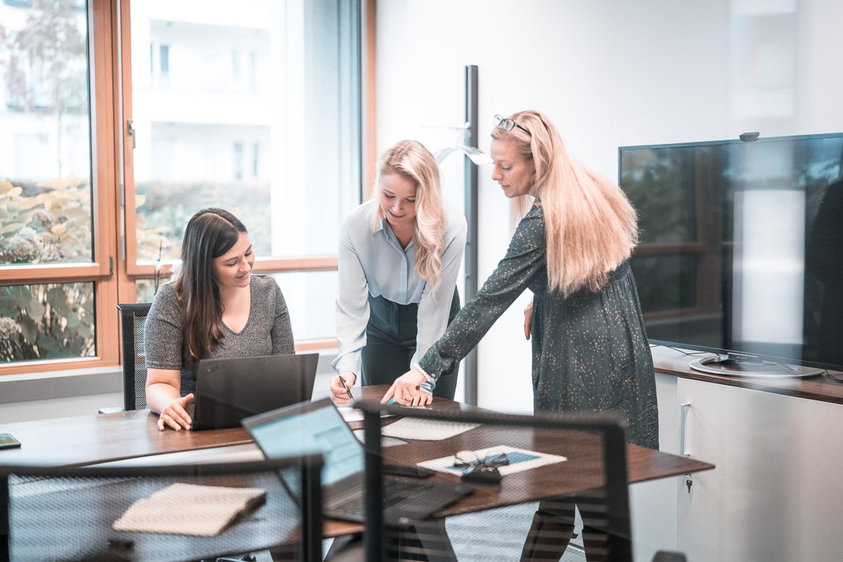Meeting zu 5G Strategie in Unternehmensberatung