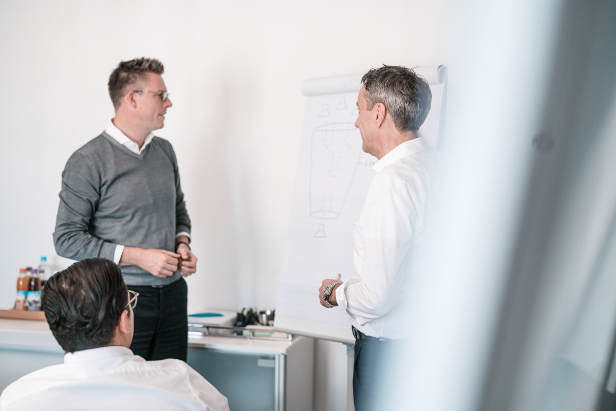 Meeting zum Thema Lifecycle Management in der Unternehmensberatung